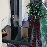住宿加早餐酒店 Blue Crystal