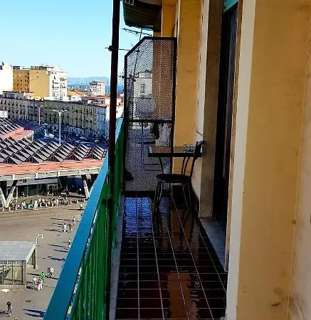 Bed and Breakfast Blue Crystal