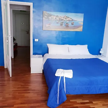 Bed & Breakfast Blue Crystal *