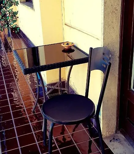 Bed & Breakfast Blue Crystal