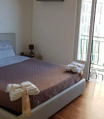 Blue Crystal Bed & Breakfast *