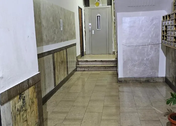 Blue Crystal Bed & Breakfast