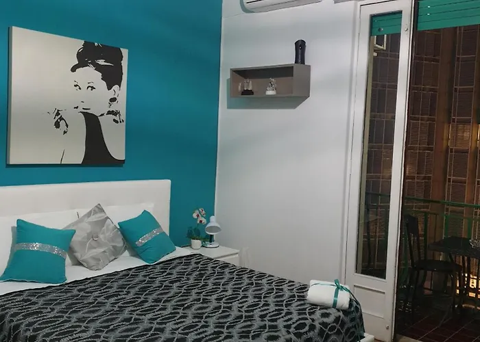 Blue Crystal Bed & Breakfast *