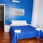 Bed and breakfast Blue Crystal Nápoles