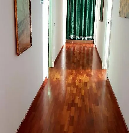 Alojamento de Acomodação e Pequeno-almoço Blue Crystal